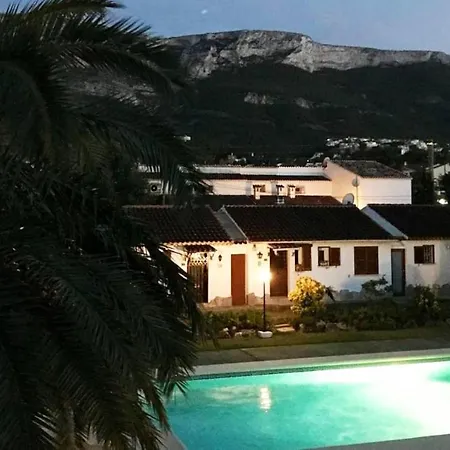 Nuevo Loft Con Piscina Junto A La Playa Apartment *